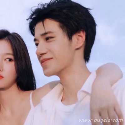2021年极简成熟的微信情人头像图片