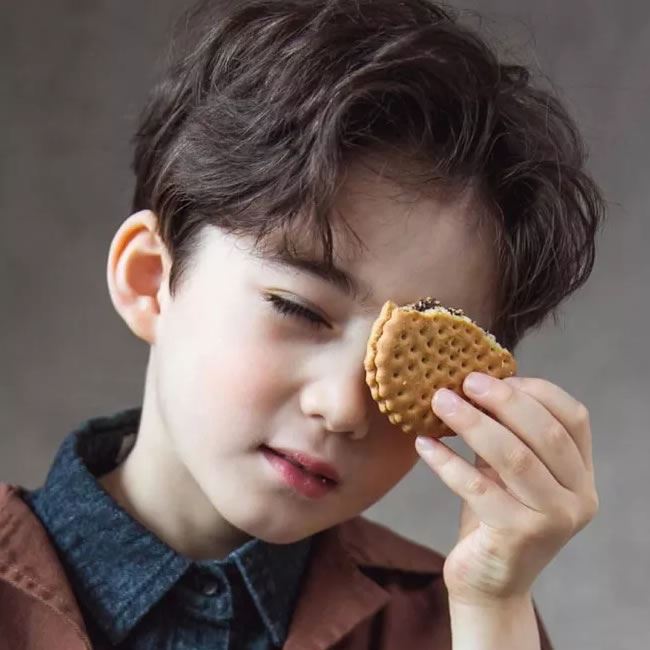 小男孩头像图片