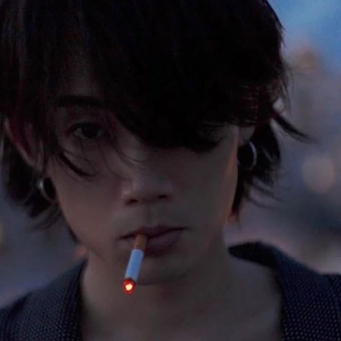 男生伤感头像图片