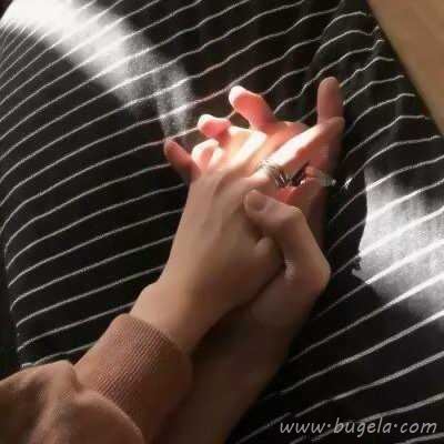 牵手或者背影不露脸的情头头像图片