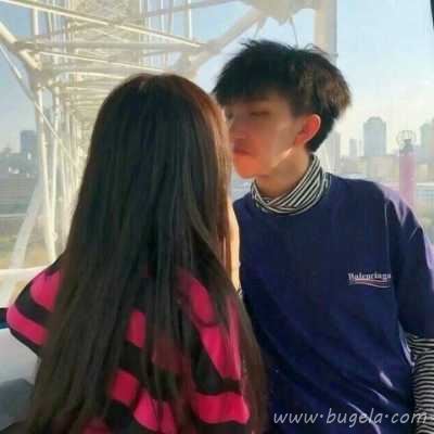 2021年最流行的真人情人头像图片