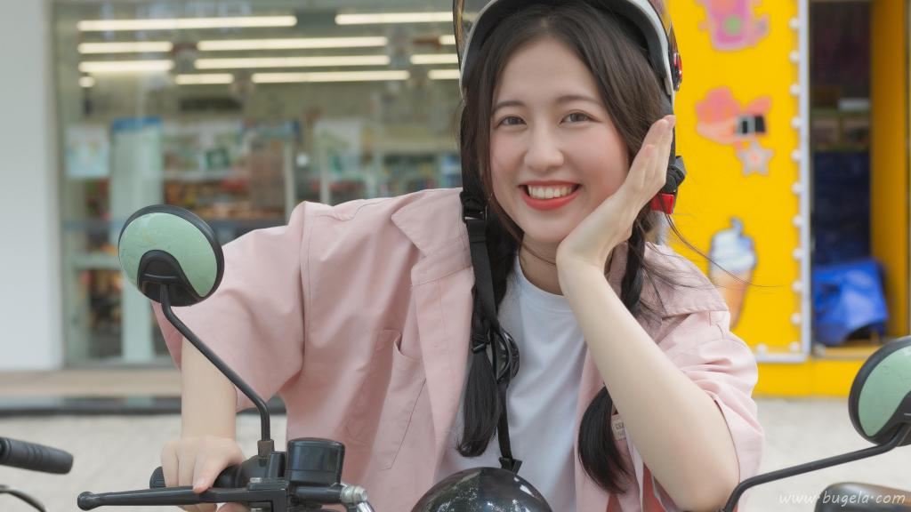 漂亮美女随拍图片