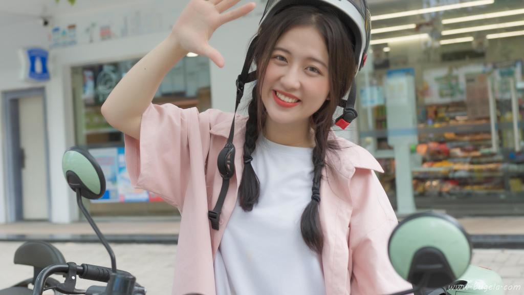 漂亮美女随拍图片