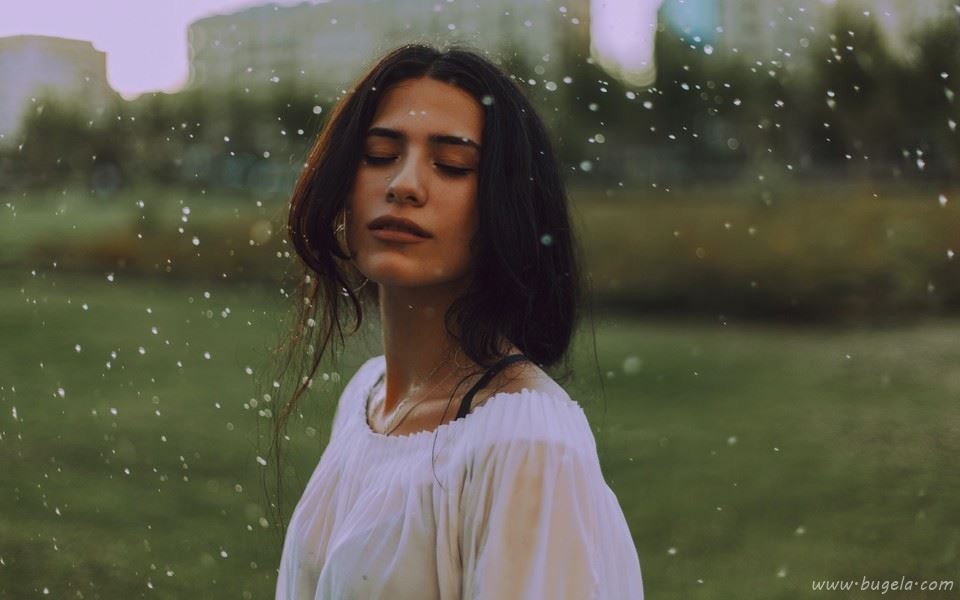 清秀美女休闲风图片壁纸