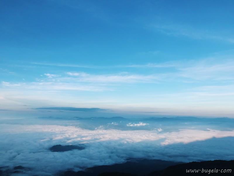 漂亮的清澈唯美的蓝天白云风景图片大全