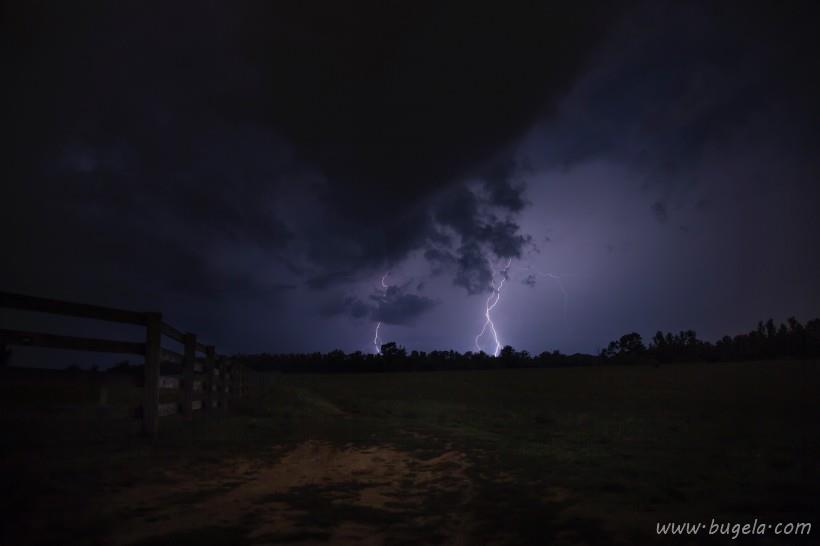 漂亮的震撼人心的雷霆闪电风景图片大全