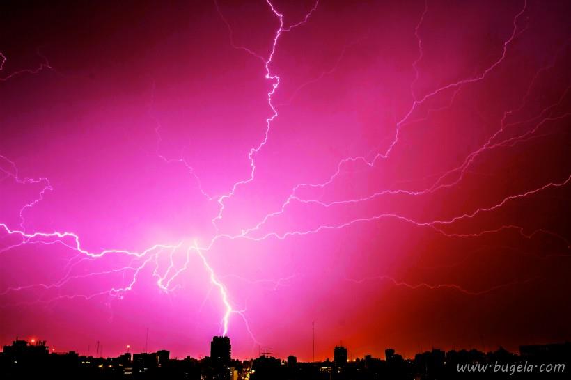 漂亮的震撼人心的雷霆闪电风景图片大全