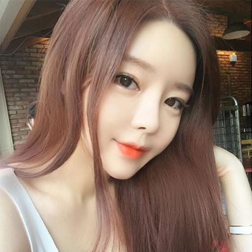 小红唇清新可爱邻家妹子_女生头像_爱扣扣网图片