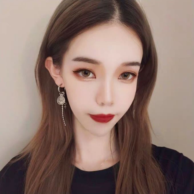 头像女生简单气质图片