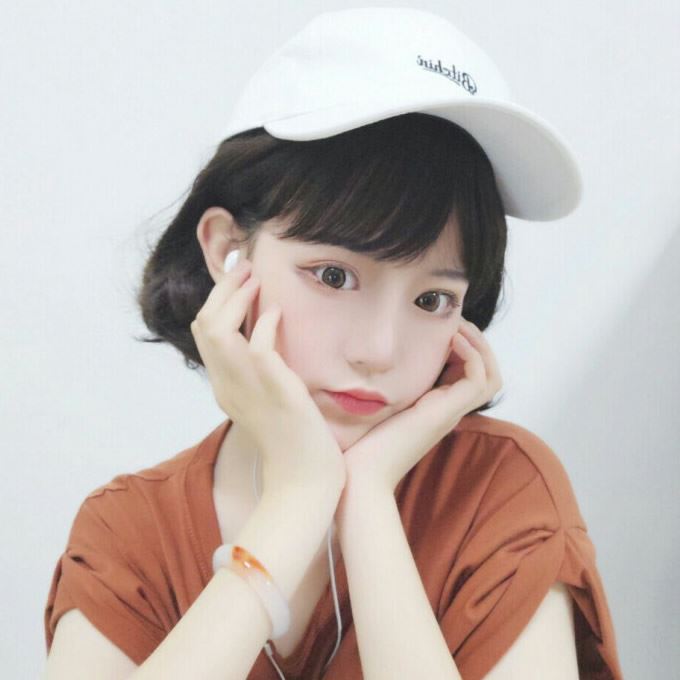 头像女生简单气质图片