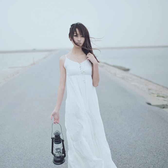 头像女生简单气质图片