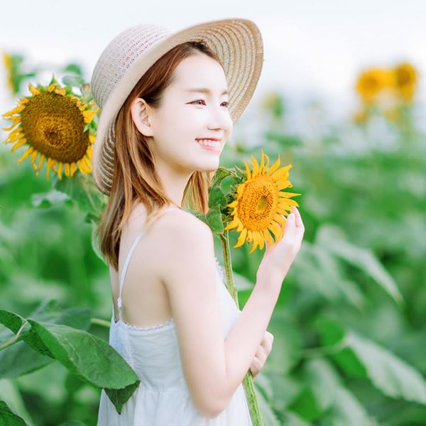 2021最火女生头像图片