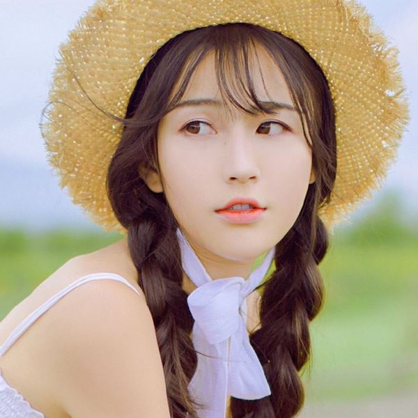 2021最火女生头像图片