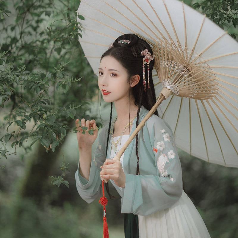 2021最火女生头像图片