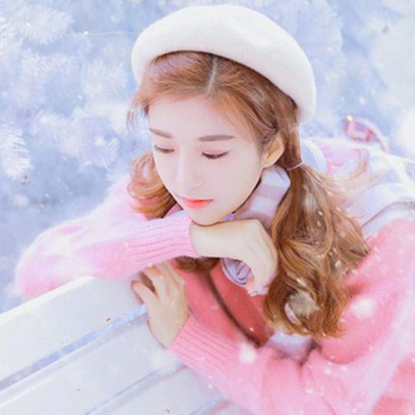 2021最火女生头像图片