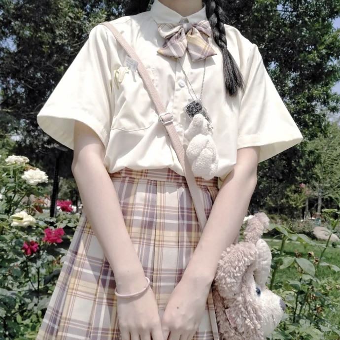 jk制服女生头像图片