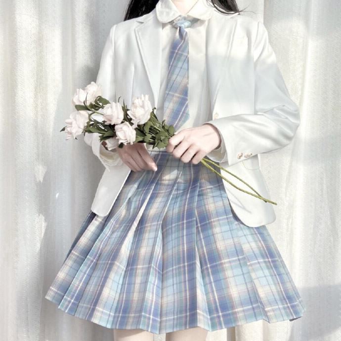 jk制服女生头像图片