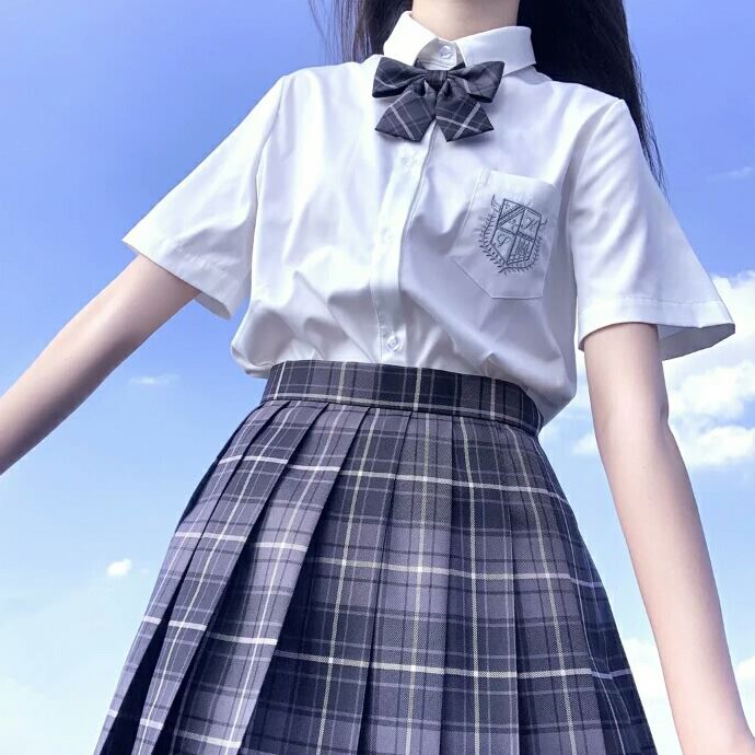 jk制服女生头像图片