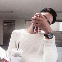 时尚帅哥最耀眼的光_男生头像_爱扣扣网图片