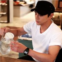 养眼帅哥好舒心_男生头像_爱扣扣网图片