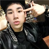 小哥哥追过风爱过狗_男生头像_爱扣扣网图片