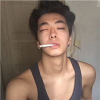 小哥哥追过风爱过狗_男生头像_爱扣扣网图片