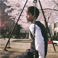 低调的帅气_男生头像_爱扣扣网图片