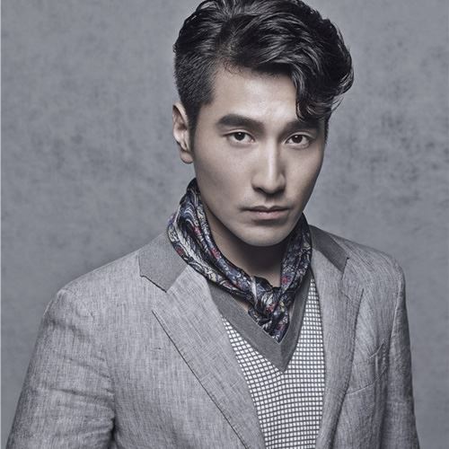 QQ头像男生帅气超拽_男生头像_爱扣扣网图片