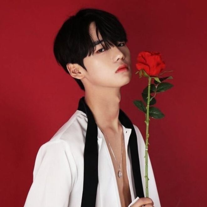 帅气男生头像霸气图片