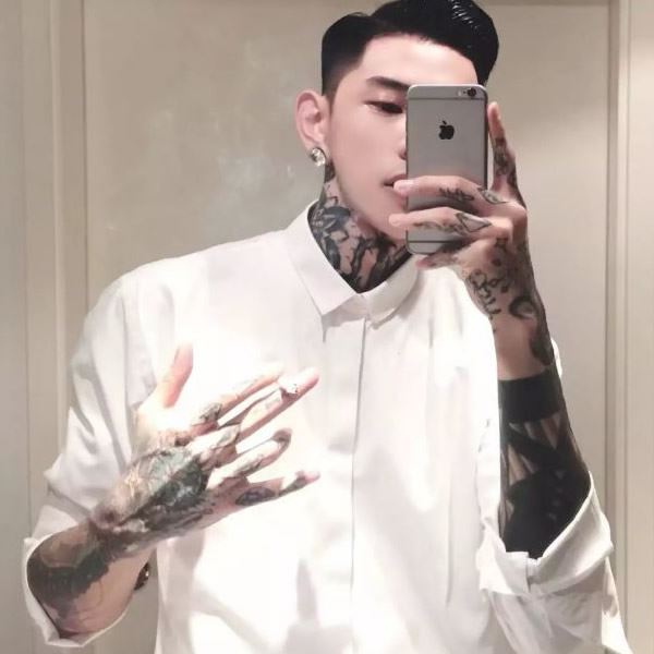 帅气男生头像霸气图片