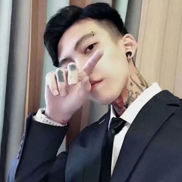 帅气男生头像霸气图片