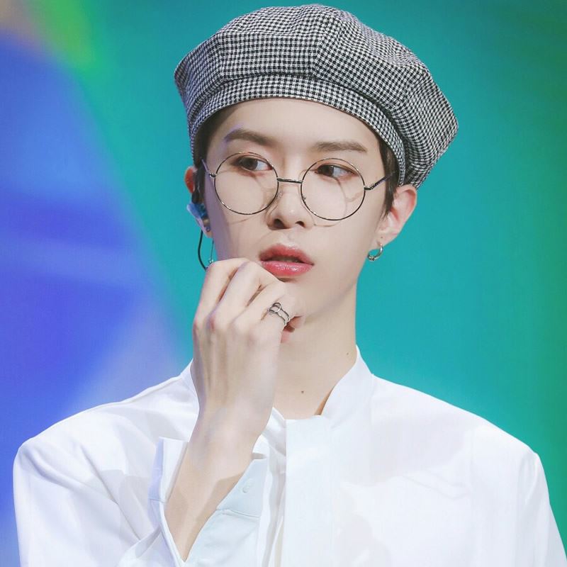 男生头像真人图片