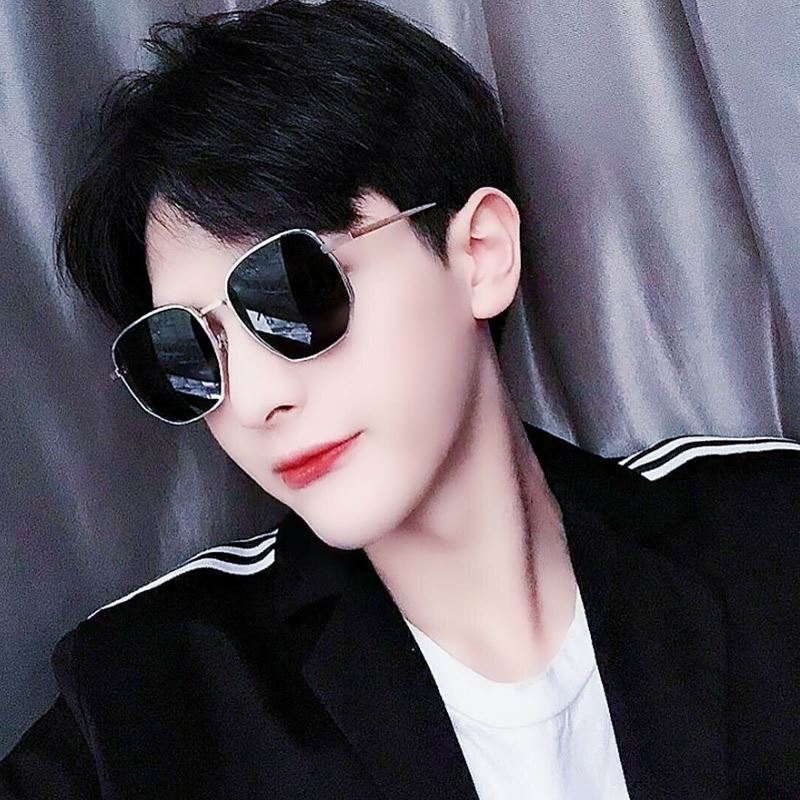 2021最火爆男人专用微信头像图片