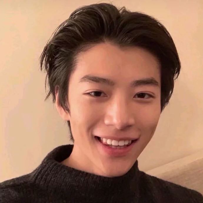 男生真人头像看不出来是网图的图片