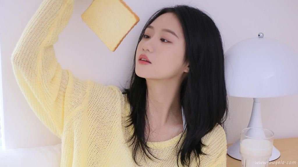 居家养眼美女图片
