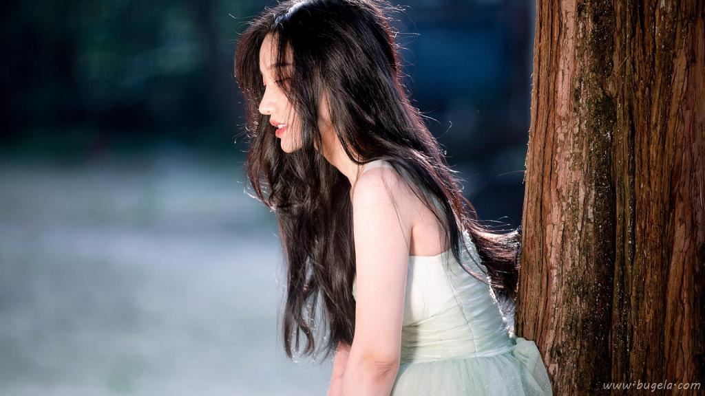 品貌端庄的美女梦幻图片