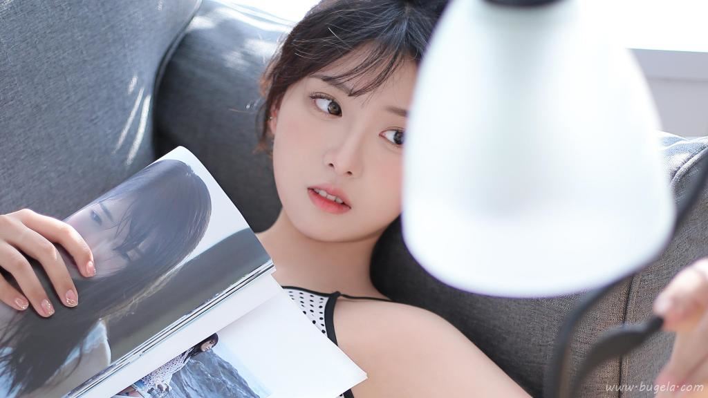 丸子头清新美女图片