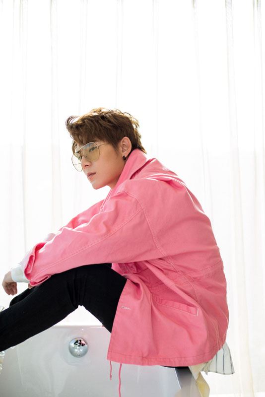 帅哥明星陈翔青春活力写真图片