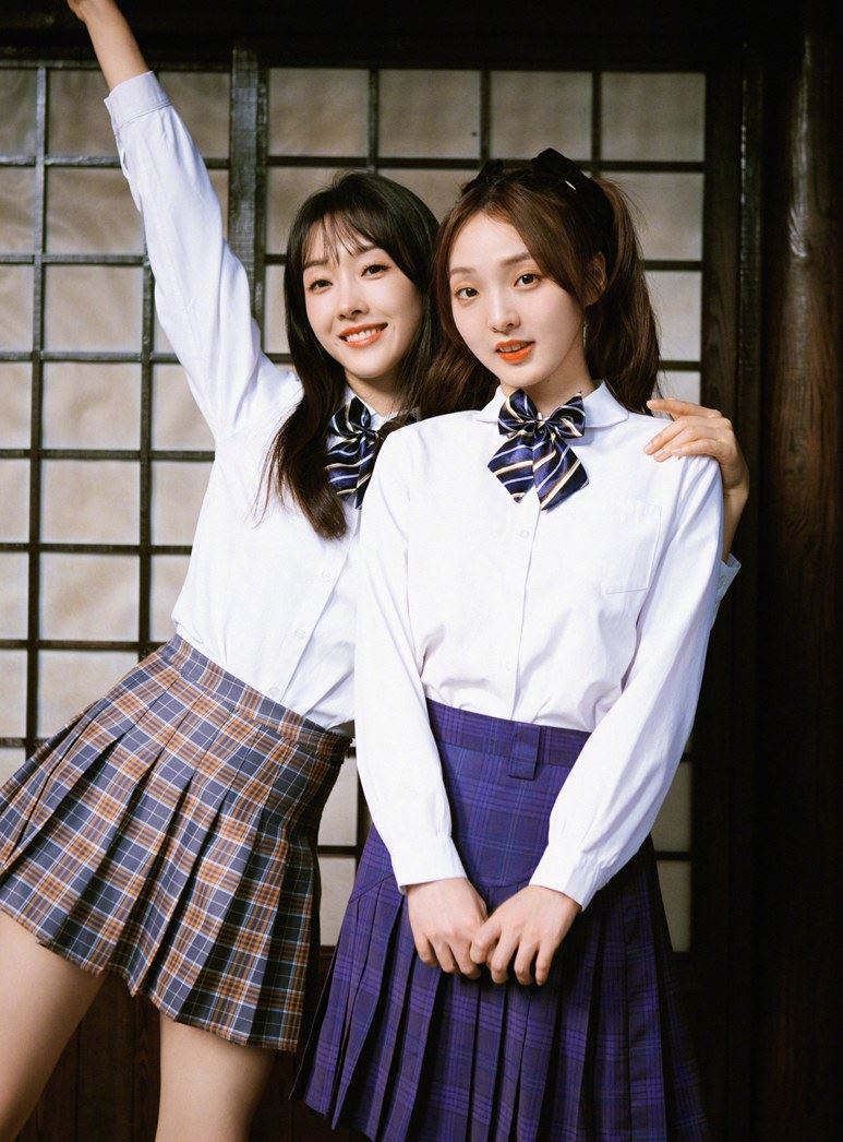 宣璐强东玥新歌MV上演闺蜜校服杀青春大片