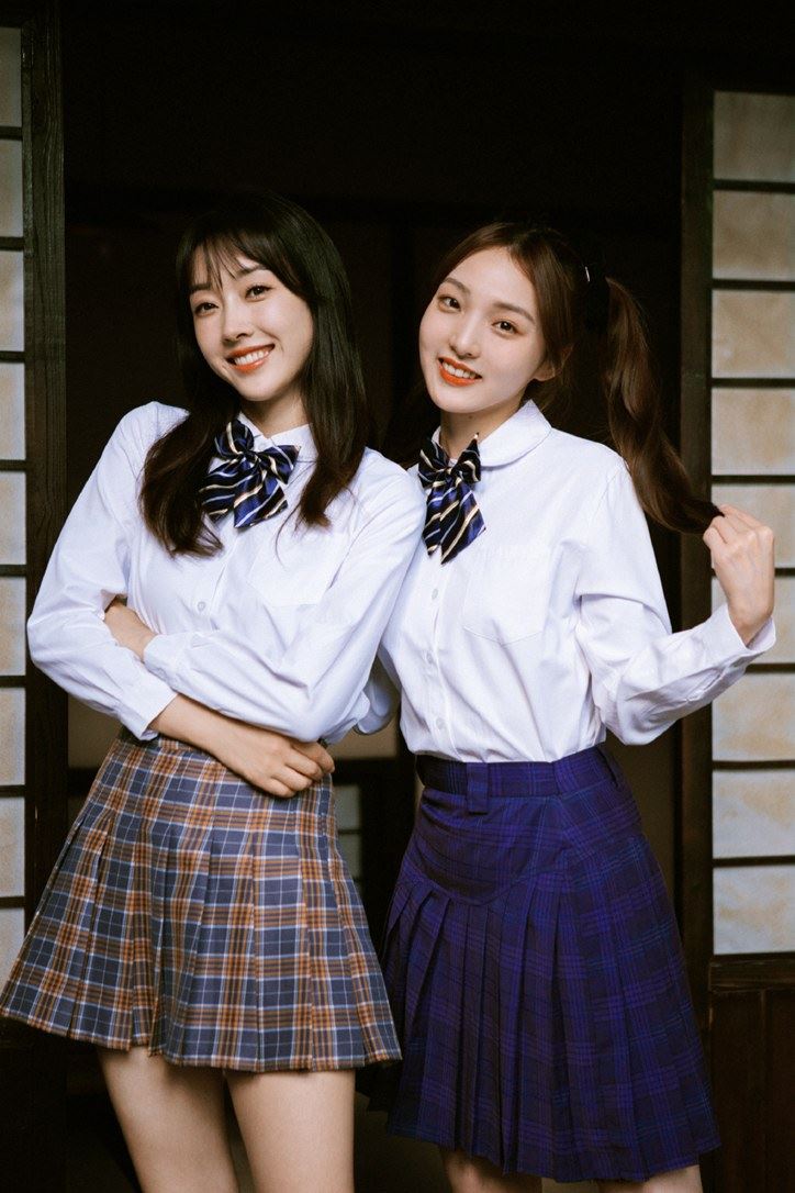宣璐强东玥新歌MV上演闺蜜校服杀青春大片