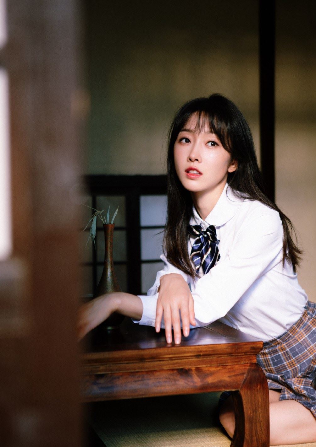 宣璐强东玥新歌MV上演闺蜜校服杀青春大片