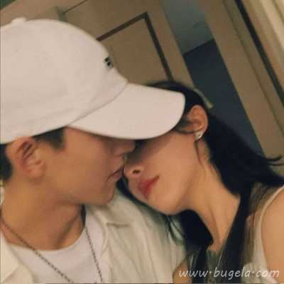 一对两张甜美爱人双人头像图片