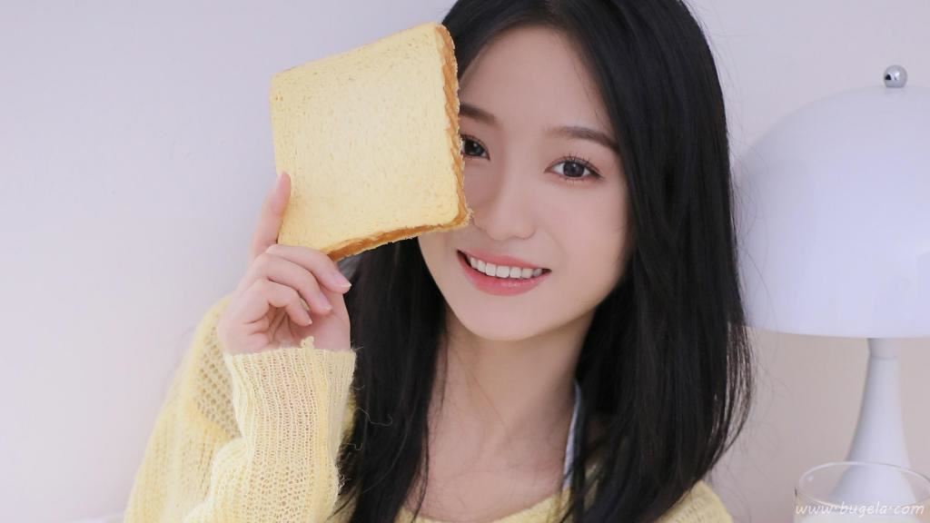 居家养眼美女图片