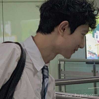 冷酷帅气一男一女真人伴侣头像图片