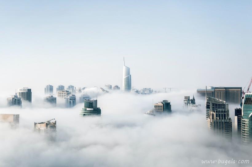漂亮的白色蒸腾的雾风景图片大全