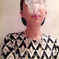 一男一女吐烟恋人帅气头像图片