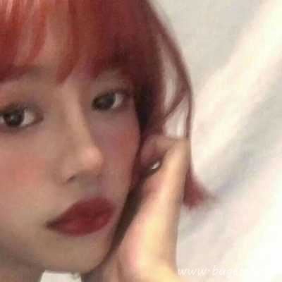 高清一左一右男酷女甜情头头像图片