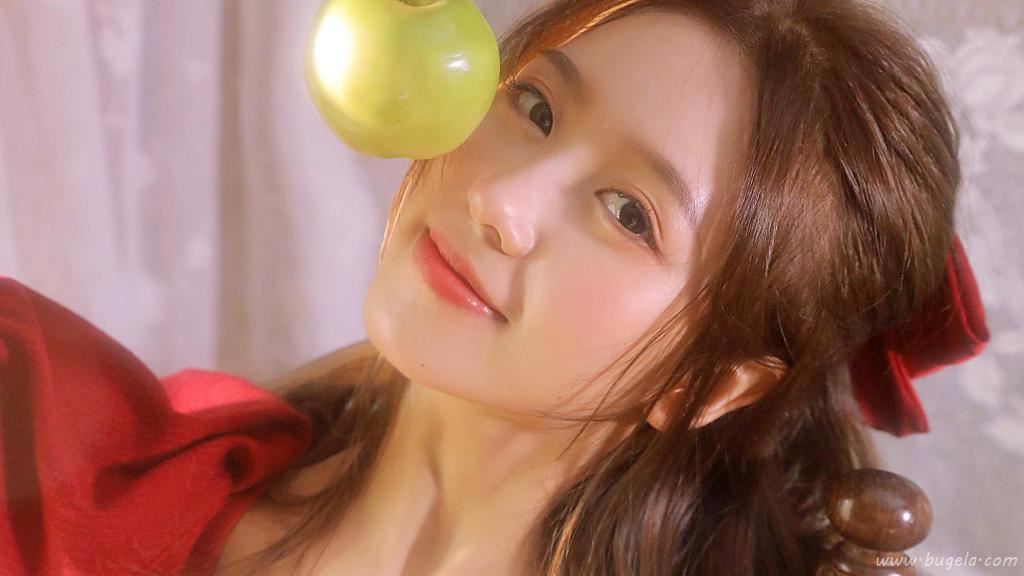 甜美气质十足的美女图片