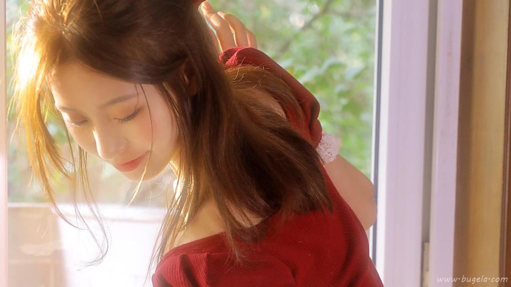 甜美气质十足的美女图片