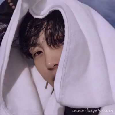 高清一左一右男酷女甜情头头像图片